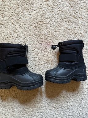 totes Kids Black Snow Boots size toddler 6